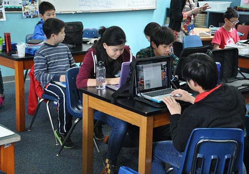 支持离线使用的轰炸电话号码网站